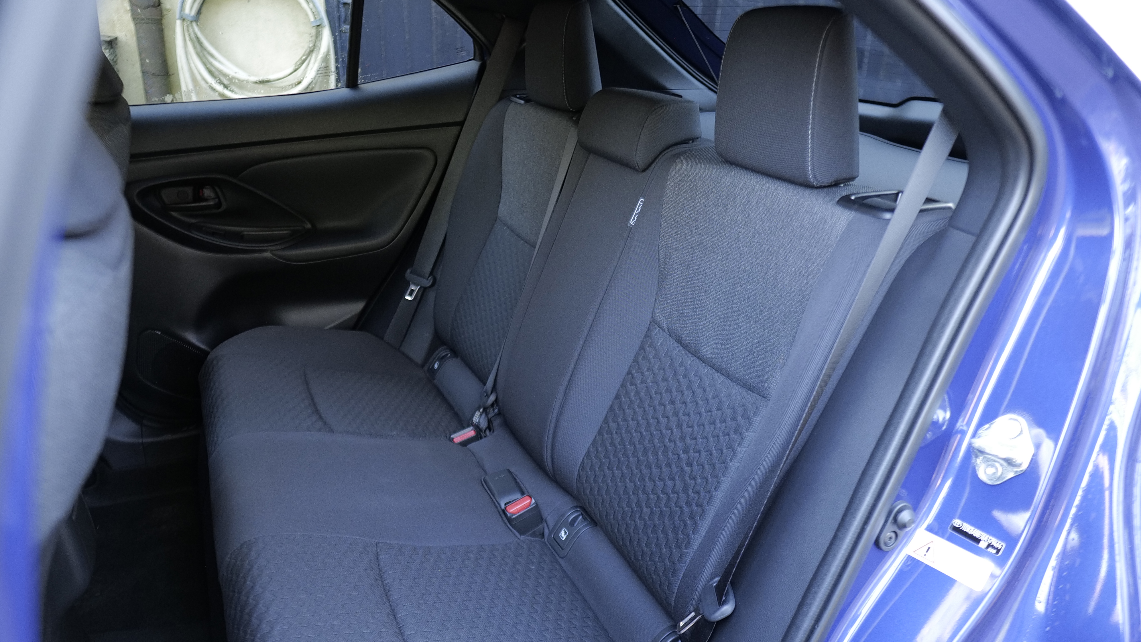 TOYOTA YARIS CROSS ESTATE 1.5 Hybrid Icon 5dr CVT